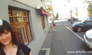 Cunning honey Aura rides a firm dink like a pro