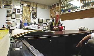 Foxy chick rides a fat pipe like a pro