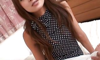 Enchanting gal Yuko Uemura blows lad like a pro