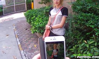 Cute oriental doll 's wet gash and she cums within seconds fucking