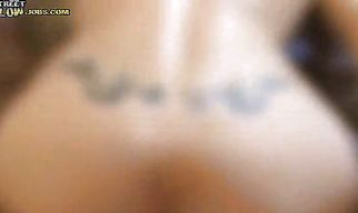 Alluring bimbo Sindy begs for hardcore