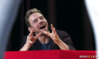 Aphrodisiac blonde minx Mia Malkova enjoys fucker's fat dong