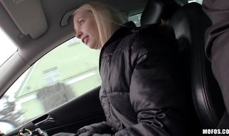 After a blowjob a cheerful gf Mina is getting her shaved copher licked