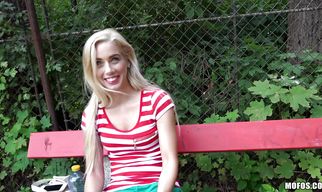 Filthy Ellen chokes on packing monster and gets roughly banged