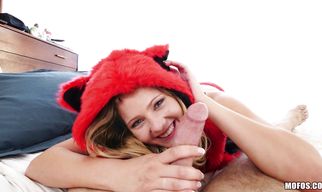 Pungent girlfriend Lilly Sapphire is deepthroating in various places and enjoying it a lot