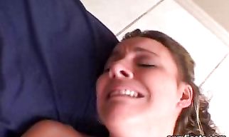 Luscious bombshell Lila plays with her snatch