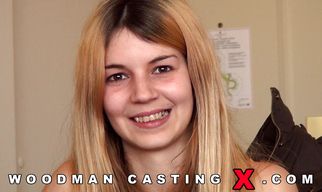 Stranger gets sucked and thed ridden by a wonderful latin blonde floosy