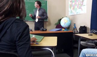 Voluptuous honey Sophia Torres loves being fucked hard and fast