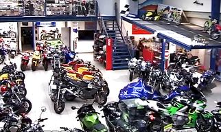 Wicked gf did her best to seduce playmate and have sex with him