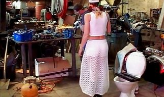 Floozy endures stud for a nana hardcore