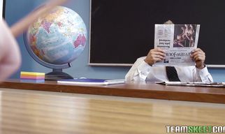 Topnotch floosy Sadie Kennedy gets drilled hard by mate