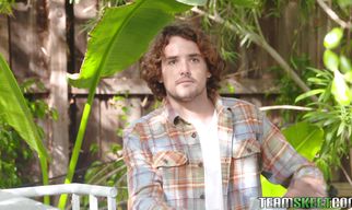 Sugary nymph got naked because she wanted to get fucked as soon as possible