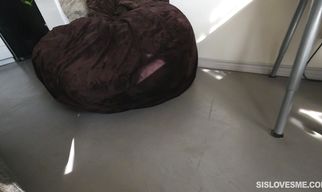 Seductive teen floozy Jade Jantzen moans while being fucked