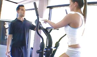 Stunning brunette Rachel Roxxx loves to get plowed hard and long