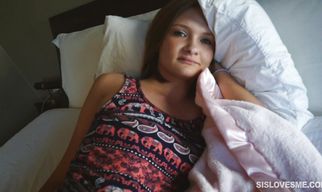 Exquisite teen floosy stirs her tang on a hard meat